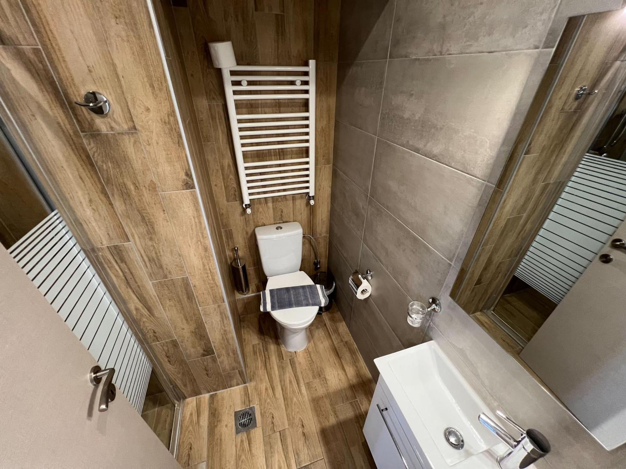 P Deluxe Suites 7 Tesalonika Bagian luar foto