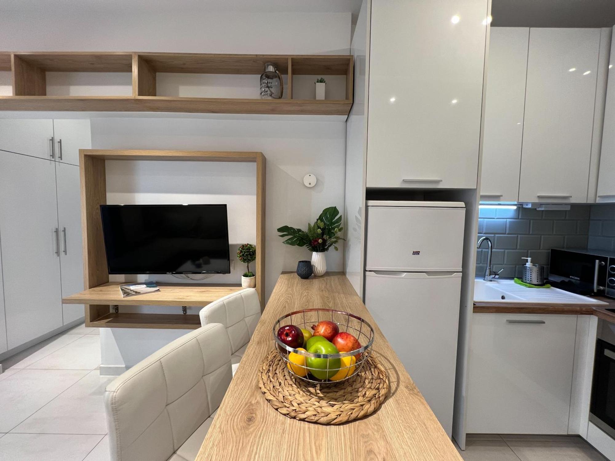 P Deluxe Suites 7 Tesalonika Bagian luar foto
