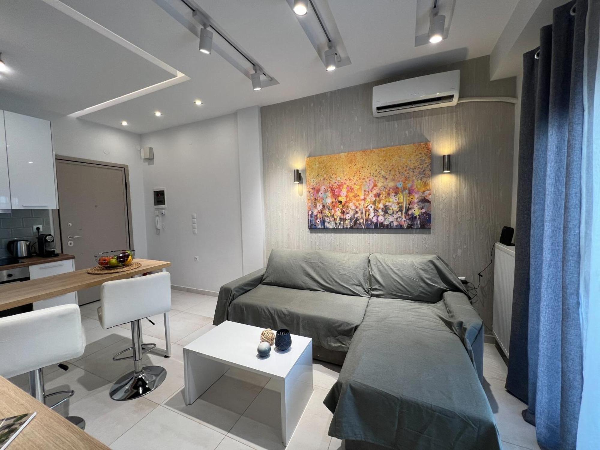 P Deluxe Suites 7 Tesalonika Bagian luar foto